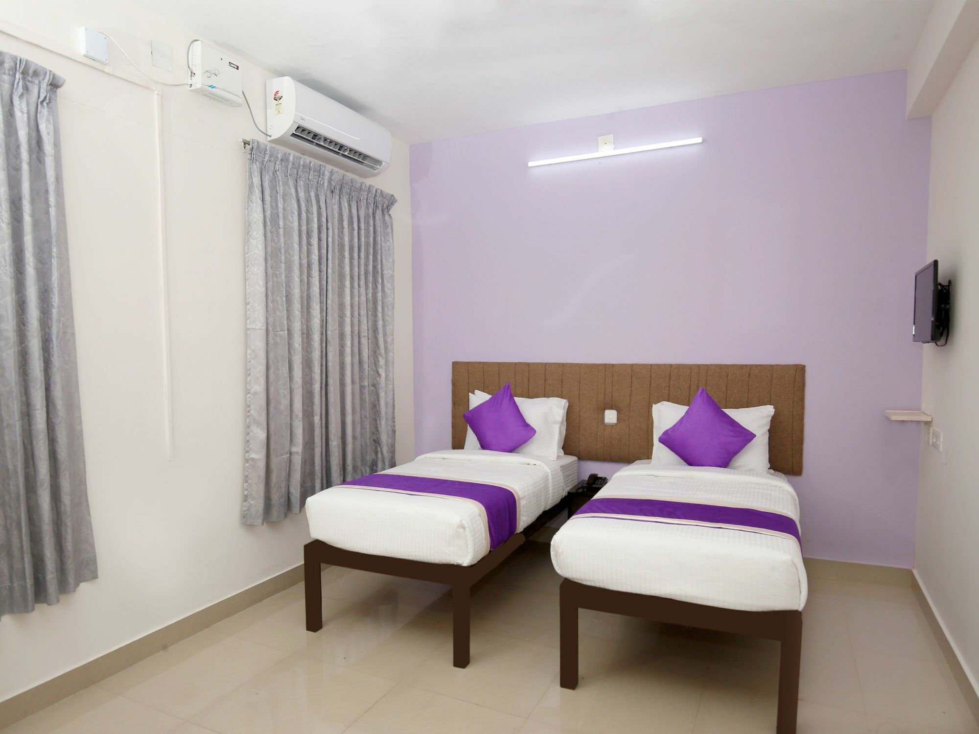 Oyo 9797 Hotel Vbee Plaza Thiruvananthapuram Luaran gambar