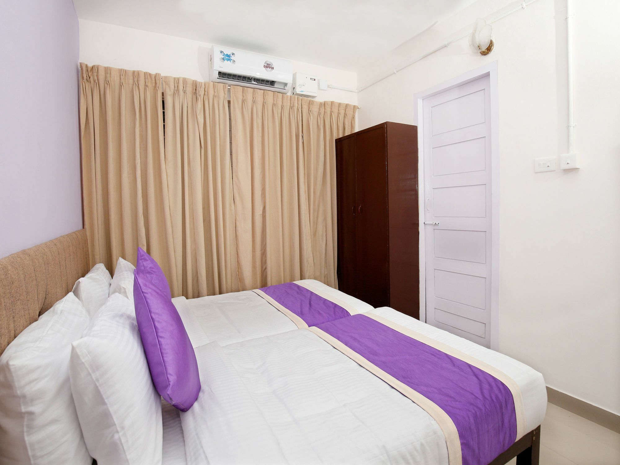 Oyo 9797 Hotel Vbee Plaza Thiruvananthapuram Luaran gambar